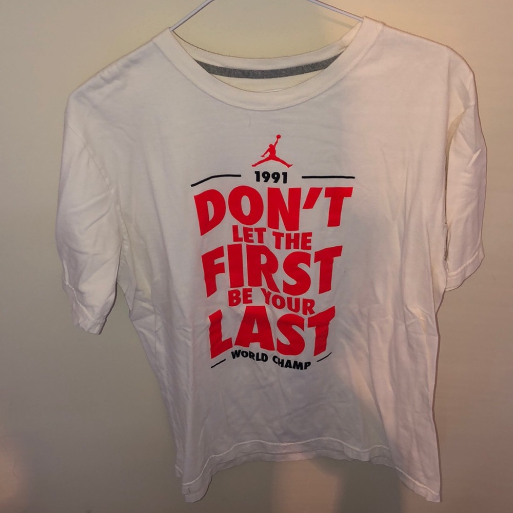 Men’s large t-shirt